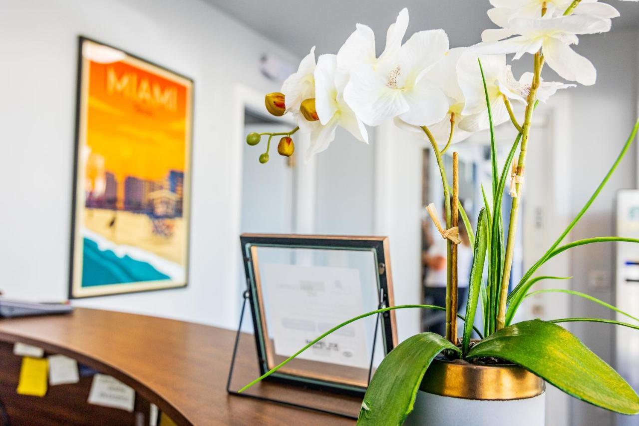 Up Midtown Motel Miami Luaran gambar