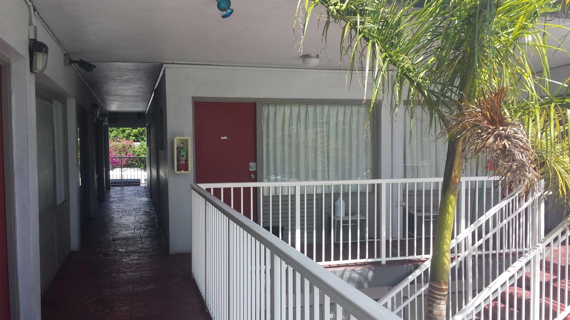 Up Midtown Motel Miami Luaran gambar